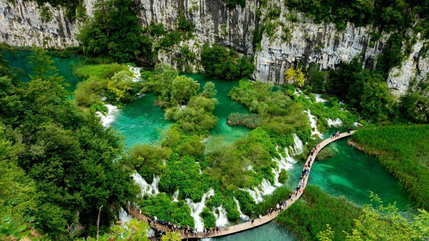 Waterfalls and a wooden walking path at Plitvice Lakes